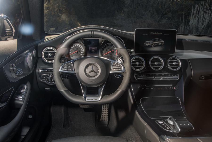 Торпедо Mercedes-AMG C43 4Matic Coupe 2016 года  (NA) (фото 20 из 25)